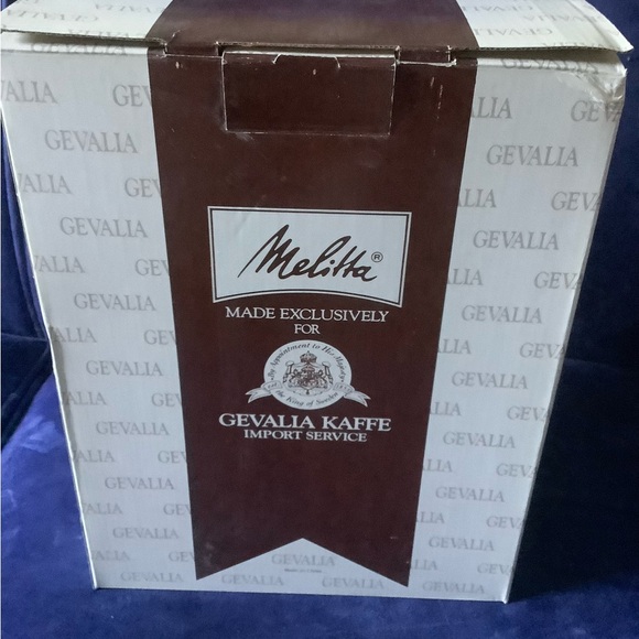 Melitta Gevalia 4 cup White Coffee Maker with Glass Carafe-Brand New! - Picture 2 of 2